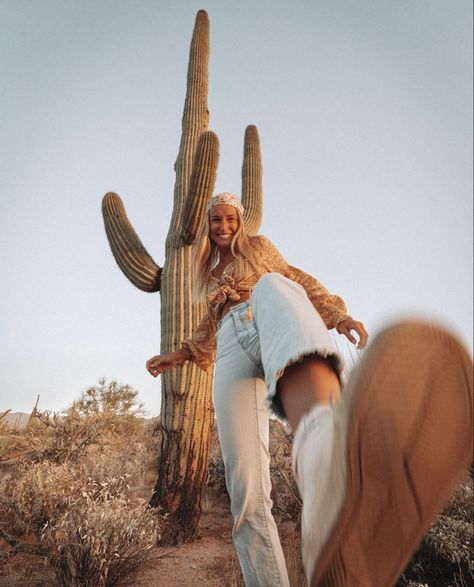 Cactus Photoshoot, Heart Explosion, Grand Canyon Pictures, Desert Photoshoot Ideas, Arizona Aesthetic, Road Trip Photography, Western Photoshoot, Desert Photoshoot, Bolivia Travel