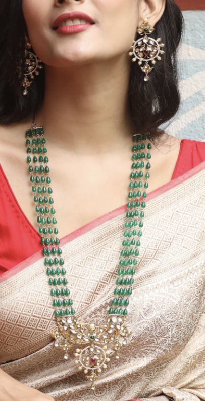 Emrald Beeds Necklace Gold, Beads Necklace Designs Indian, Rubies Jewelry Necklaces Beads, Emerald Beads Jewelry Indian, Beads Jewelry Indian, Beads Jewelry Indian Gold, Emerald Haram, Gold Beads Jewelry, Ruby Jewelry Necklaces