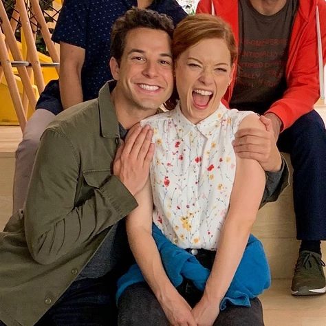 Zoey's Extraordinary Playlist on Instagram: “Tonight’s the night! Drop a 🎶 if you’re ready for the premiere of #ZoeysPlaylist on @NBC. 📷: @skylarastin” Zoey's Extraordinary Playlist, Jane Levy, The Beatles Help, Skylar Astin, Zoeys Extraordinary Playlist, Book Cakes, Eric Dane, James Maslow, Computer Programmer