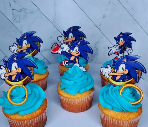 Sonic The Hedgehog Cupcakes Ideas, Sonic The Hedgehog Cupcakes Cake Ideas, Sonic Party Snack Ideas, Sonic Donuts Ideas, Sonic Cupcakes Birthdays, Sonic Theme Birthday Cake, Sonic Themed Cake, Sonic Hedgehog Cupcakes, Sonic Bday Cake