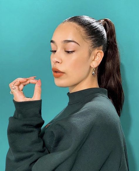 Jorja Smith, A Woman, Hair, Black