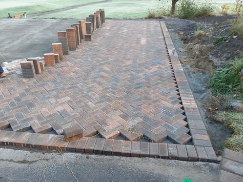 Brick Patio Decor, Herringbone Brick Patio, Herringbone Brick, Patio Seating Area, Small Outdoor Patios, Cement Patio, Brick Patio, Patio Layout, Raised Patio