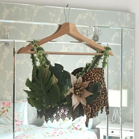 Jungle Woman Costume, Jungle Attire For Women, Jungle Couture Fashion, Disco Jungle Outfit, Jungle Fever Party Outfits, Jungle Party Outfit Women, Jungle Dance Costume, Jungle Themed Party Outfit, Jungle Costume Ideas