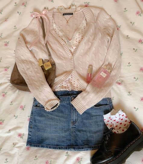 Couqutte Outfit Ideas, Outfit Ideas For School, Coquette Outfits, Coquette Pink, Outfits Winter, Really Cute Outfits, Girly Outfits, Lookbook Outfits, Dream Clothes