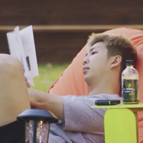 Namjoon With Book, Kim Namjoon Reading Book, Namjoon Reading, Namjoon Reading Books, Reading Wallpaper, Bts Polaroid, I Got U, Suga Bts Swag, Bts Aesthetic Wallpaper For Phone