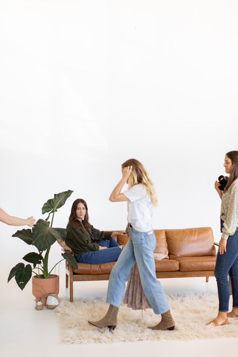 Leather Couch Photoshoot, Brown Leather Couch, Pose Inspiration, Branding Shoot, Light Photo, Intimate Photos, Natural Light Photography, Leather Couch, Brand Photography