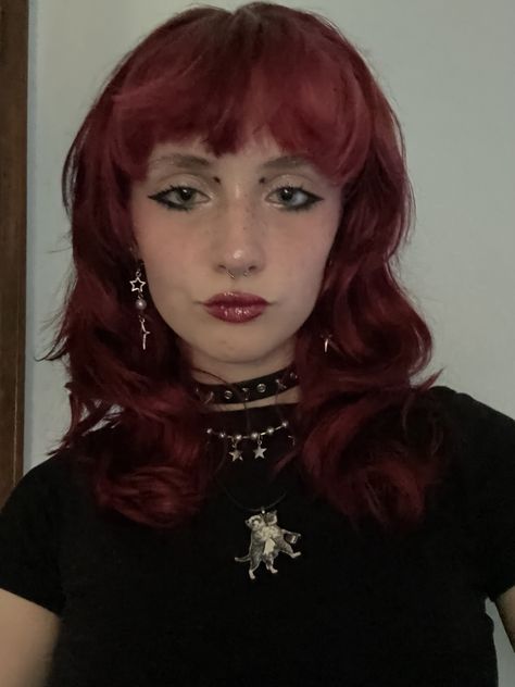 Experimental Makeup, Photography Reference, Magenta Hair, Punk Makeup, Alt Makeup, Simple Makeup Looks, Best Eyeshadow, Make Up Inspo, School Makeup