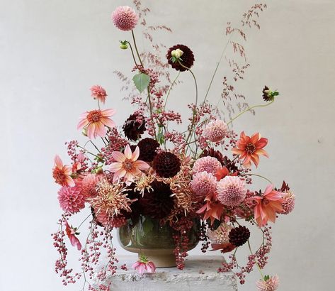 Low Profile Floral Arrangements, Amber Flowers, Garden Workshop, Wildflower Drawing, No Expectations, Late Summer Flowers, Expressing Yourself, The Zoom, Garden Workshops