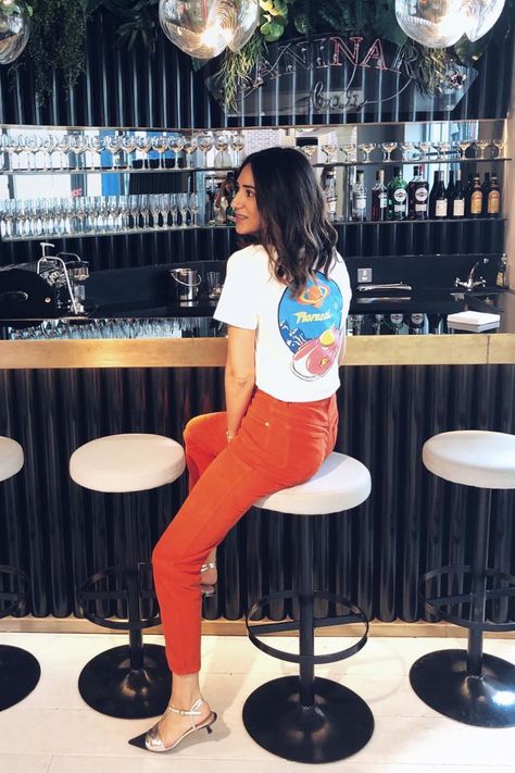 9 Outfit Ideas for Your Next Trip to Miami | Who What Wear UK Outfit Ideas Miami, Red Jeans Outfit, Miami Outfits Night, Trip To Miami, Summer Brunch Outfit, Miami Girls, Miami Outfits, Bright Dress, Trip Outfits