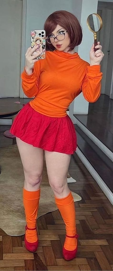 Velma Halloween Costume, Brown Bob Wig, Steampunk Halloween Costumes, Velma Costume, Velma Cosplay, Velma Scooby Doo, Brown Bob, Daphne And Velma, Costume For Women