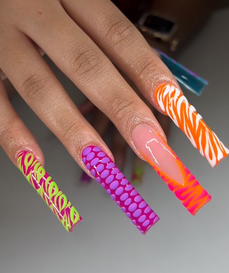 Polygel Ideas, Freestyle Nails, Super Cute Nails, Hippie Nails, Long Acrylic Nail Designs, Hard Nails, Long Nail Designs, Colored Acrylic Nails, Classy Acrylic Nails