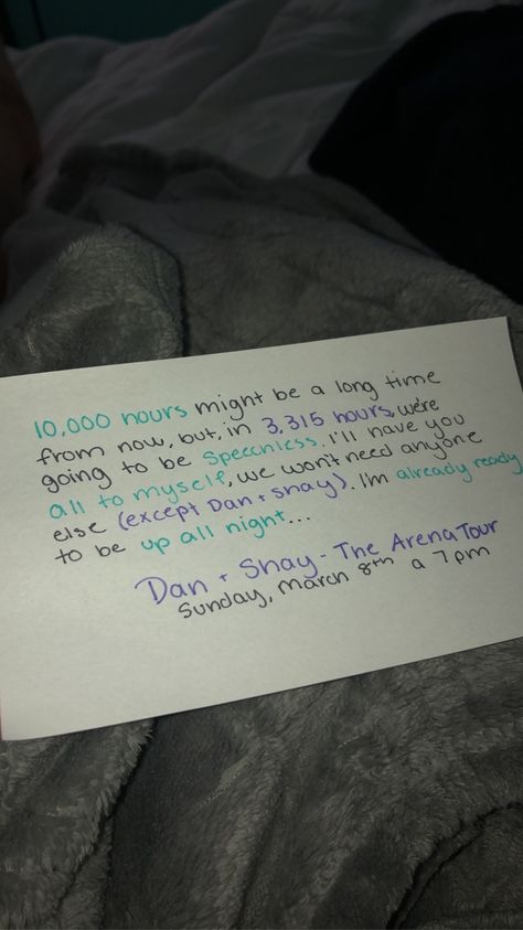 Birthday Concert Ticket Surprise, Concert Ticket Surprise Ideas, How To Surprise Someone With Tickets, Zach Bryan Ticket Surprise, Concert Surprise Ideas, Taylor Swift Concert Surprise Ideas, Concert Tickets Gift Surprise, How To Give Concert Tickets As A Gift, Concert Ticket Gift Surprise Ideas