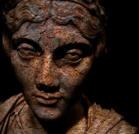 Rusted Metal, Rusty Metal, Face Images, Oblivion, Art Class, Ancient Art, Art Classes, Buddha Statue, Greek Statue