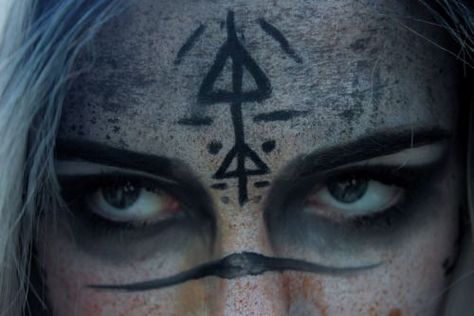 As Above, So Below Witch Aesthetic, Maquillage Halloween, Story Inspiration, Writing Inspiration, Larp, Maquillaje De Ojos, Halloween Makeup, Character Inspiration, Face Paint