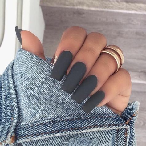 Diy Matte Nail Polish, Nails And Rings, Grey Matte Nails, Grey Nails, Coffin Nails Matte, Matte Nail Polish, Matte Nail, Popular Nail Designs, Matte Nails Design