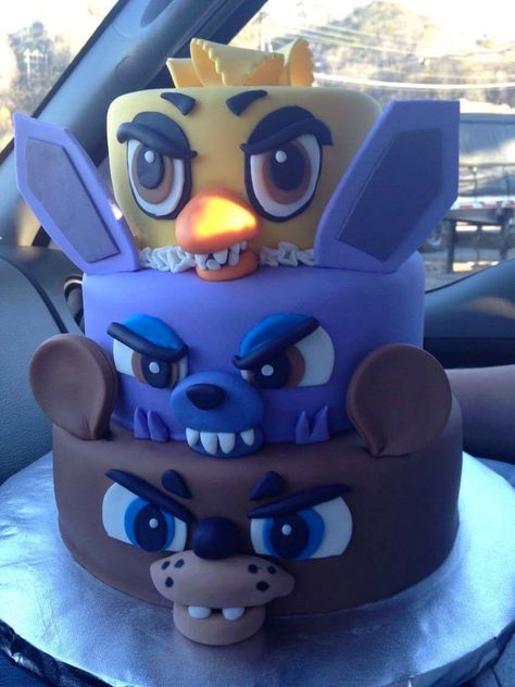 Five Nights at Freddy's cake Fnaf Cakes Birthdays, Five Nights At Freddy's Birthday, Fnaf Cake, Fnaf Crafts, Angel Cake, Character Cakes, Fnaf Funny, Karas Party Ideas, Hey Girl