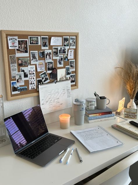 Compact Desk Ideas, College Desk Aesthetic, Over Desk Wall Decor, Bulletin Board Ideas For Bedroom, Cozy Study Space, Study Desk Aesthetic, Desk Wall Decor, Above Desk, Room Office Ideas