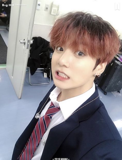 1 September, Jungkook Selca, Black Swan, Bts Members, Jungkook Cute, Jung Kook, Foto Jungkook, Bts Twt, Busan