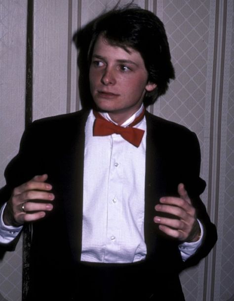 Michael Fox Actor, Michael J Fox Young, Movies Icon, 80s People, Michael Fox, Johnny Cage, Michael J Fox, J Fox, Marty Mcfly