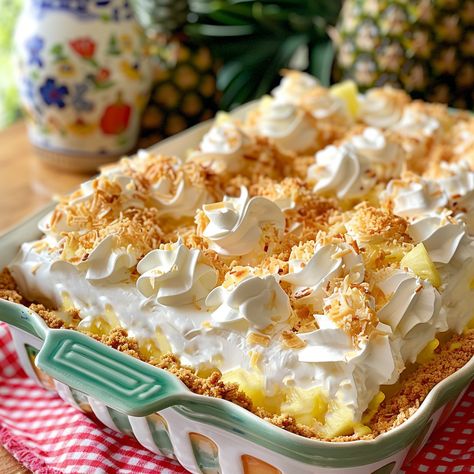 No-Bake Pineapple Dream Dessert No Bake Pineapple Cheesecake Recipes, Pineapple Cream Cheesecake, No Bake Pineapple Cream Dessert, Fresh Pineapple Desserts, No Bake Pineapple Dream Dessert, Pineapple Dessert Recipes Easy, Easy Pineapple Dessert, Diy Whipped Cream, Cheesecake Mousse Recipe