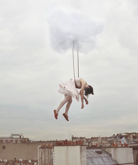 Maia Flore: ruguru — LiveJournal Surrealism Photography, Conceptual Photography, Foto Art, Pics Art, Upside Down, Photography Inspiration, The Sky, Surrealism, Photo Art