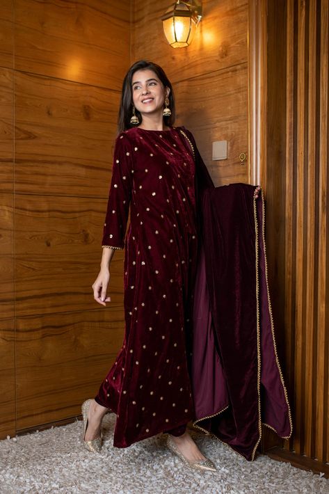 Maroon Sharara Dress, Maroon Velvet Suit, Pakistani Gowns, Velvet Kurti, Shaurya Sanadhya, Velvet Suit Design, Kurta Pants, Braided Dress, Frocks And Gowns