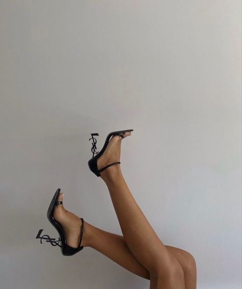 Opyum Ysl Heels Outfit, Elegant Feminine Seductive Style, Ysl Fashion, Luxury Club, Heels Aesthetic, Shoes Heels Classy, Ysl Heels, Fun Heels, Ysl Shoes