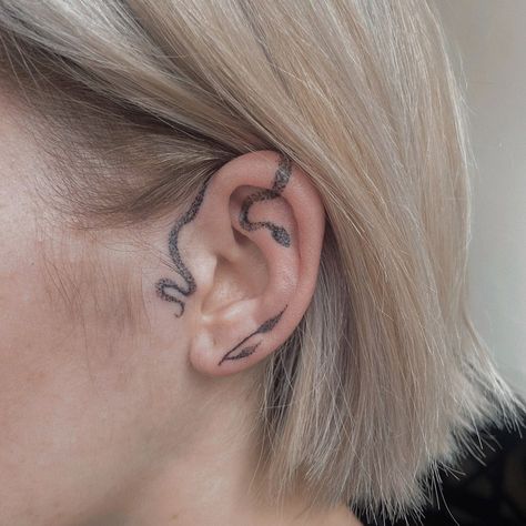 20 Ear Tattoos That Look More Eye-Catching Than a Pair of Fancy Earrings Ear Tattoo Ideas, Ear Tattoos, Men's Fashion Tips, Fancy Earrings, Tattoo On, Ear Tattoo, Style Guides, Tattoo Ideas, Men's Fashion