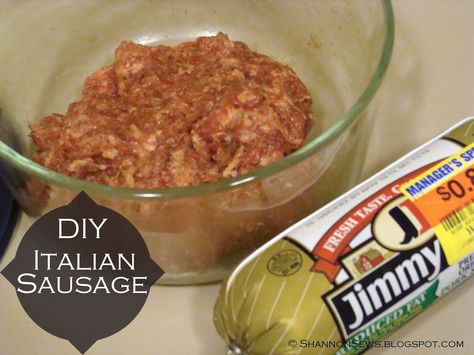 Mild Italian Sausage Recipes, Hot Sausage Recipes, Italian Sausage Seasoning, Homemade Italian Sausage, Raw Pork, Sausage Seasoning, Ground Pork Recipes, Best Sausage, Sage Sausage