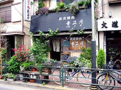 Tokyo: A Korean BBQ joint in the suburbs of Tokyo (Katsushika ward)    炭火燒肉 - Sumibi (charcoal fire) Yakiniku (grilled beef) in kanji    불고기 - Hangul characters for the Korean word bulgogi / pulgogi    プルコギ - Purukogi (Japanese word for Korean bulgogi) in  The Korean folks are so gorgeous to everybody? Japanese Neighborhood, Japan April, Winter In Japan, Background Reference, Japanese Shop, Cafe Concept, Landscape Inspiration, Japan Architecture, Japan Street