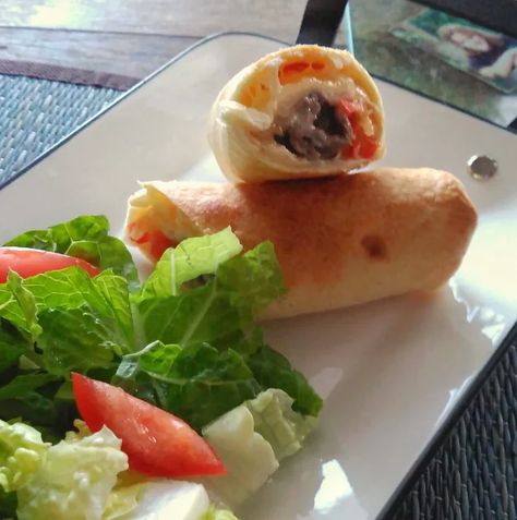 Steak Flautas Steak Flautas, Argentina Steak, Beef Oxtail, Oxtail Recipe, Beef Round Steak, Chicken Flautas, Oxtail Recipes, Beef Round, Greek Seasoning