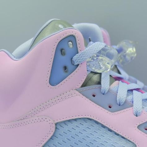 Retro Easter, Jordan 5 Retro, Air Jordan 5 Retro, Air Jordan 5, Jordan 5, Online Boutique, Air Jordan, Air Jordans, Jordan