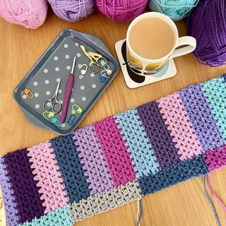 @thecrochetswirl • Instagram photos and videos Crochet Swirl, V Stitch Crochet, Scrap Yarn Crochet, Modern Crochet Blanket, Crochet Square Blanket, Granny Square Crochet Patterns Free, Crafts Crochet, Crochet Stitches For Blankets, Crochet Rug Patterns