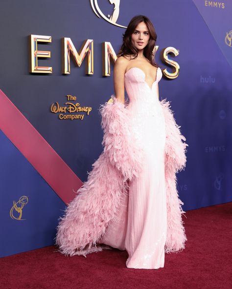 red carpet looks from the @televisionacad emmy’s part 2 . . . #emmys #emmys2024 #redcarpet #redcarpetfashion #looks Pink Red Carpet Dress, Red Carpet Glam, Red Carpet Theme, Carpet Fitting, Mystery Party, Red Carpet Ready, Carpet Looks, Pink Carpet, Walt Disney Company