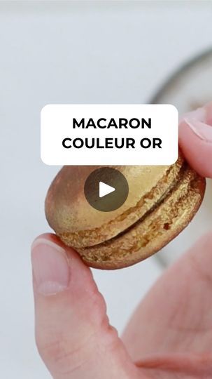 ✨ASTUCE pour réussir des MACARONS DORÉS sans peindre avec l'alcool 😉!
Ces macarons de couleur or seront parfaits pour décorer un gâteau de Noël, un layer cake, un number cake et autres desserts de fêtes 🎂.

📣 Activez le son pour écouter les explications ‼️

#macarons #noel #macaronsnoel #cakedesign #tuto #patisserie #noël #faitmaison #videomacaron #macarondore #macaronor #astuce #decorationmacarons #fetesdenoel | Dolce Dita | Dolce Dita · Original audio Macarons Aesthetic, Number Cake, Layer Cake, Macarons, Dessert, Audio, Cake