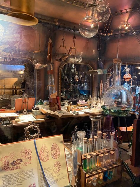 Mad Scientist Lab, Expand Your Consciousness, Mad Science, Harry Potter Aesthetic, Witch Aesthetic, Mad Scientist, Environment Design, Escape Room, 영감을 주는 캐릭터