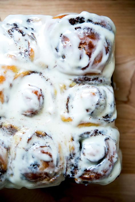 Overnight (or not!) brioche cinnamon buns ... my favorite! Kids rave! Adults go wild. These can be made one day, stuck in the fridge, and baked the following morning (such a fun treat to wake up to!) or made entirely the same day. Nothing like a homemade cinnamon roll! And is there anything better than cream cheese icing? #overnight #brioche #cinnamon #buns #breakfast #brunch #holiday #baking #christmas Overnight Brioche, Brioche Recipe, Baking Christmas, Bread Toast, Mustard Sauce, Yorkshire Pudding, Christmas Menu, Brioche Buns, Sweet Roll