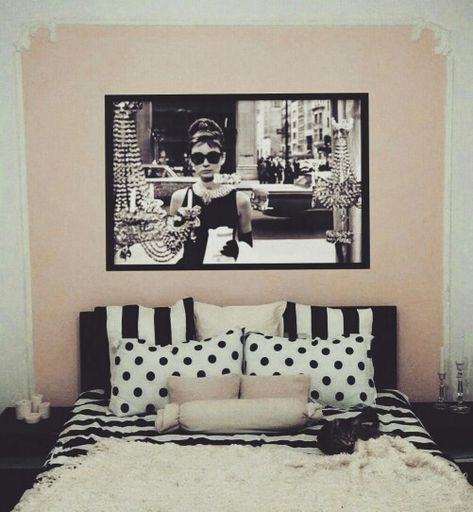 Bedroom / Queen Size Bed / Audrey Hepburn / Ikea Fur / Candles / Wall Frames Audrey Hepburn Bedroom, Audrey Hepburn Room, Audrey Hepburn Decor, Murphy Bed Ikea, Murphy Bed Plans, Paris Wall Art, Girly Room, Wall Frames, Makeover Ideas