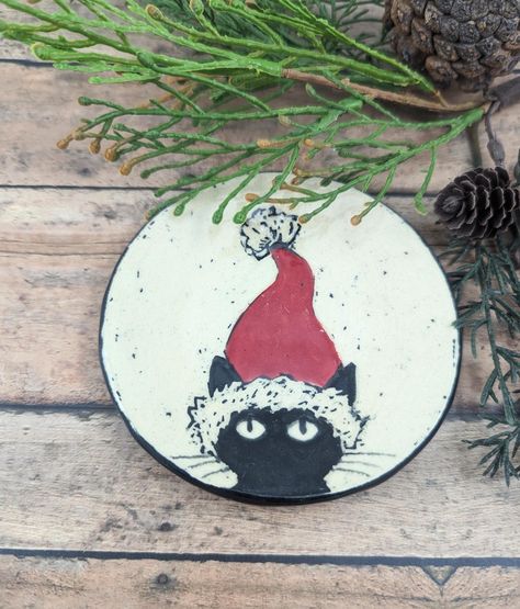 Cat with Santa hat ceramic dish, Christmas kitty, pottery cat, jewelry dish, sgraffito cat pottery, cat bowl, cat lover, pottery anniversary Christmas Sgraffito, Cat With Santa Hat, Cat Pottery, Pottery Cat, Sgraffito Technique, Christmas Kitty, Ceramic Christmas Decorations, Candy Snacks, Cone Incense