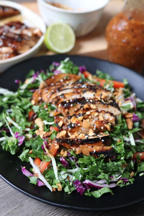 ASIAN CHICKEN CHOPPED KALE SALAD WITH SPICY MISO GINGER DRESSING – CAFÉ CHRISTINA Chopped Kale Salad, Kale Chicken Salad, Warm Chicken Salad, Miso Ginger Dressing, Miso Chicken, Metabolic Balance, Chicken Kale, Chopped Kale, Miso Dressing