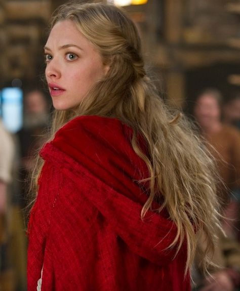 Red Riding Hood Film, Red Riding Hood 2011, Red Ridding Hood, Charlotte Gainsbourg, Cersei Lannister, Jodie Foster, Catherine Deneuve, Keira Knightley, Amanda Seyfried