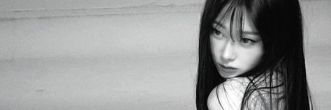 giselle aespa header Black And White Kpop Header, Giselle Twitter Header, Giselle Core Aesthetic, Aesthetic Black Pics, Aespa Twitter Headers, Twitter Pfp And Header, Giselle Black And White, Twitter Banner Black, Aespa Header Twitter