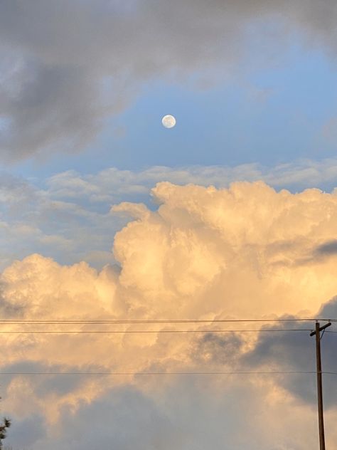 Tranquil Art, Butterfly Art Drawing, Blue Sky Clouds, Rennaissance Art, Look At The Moon, Watercolour Inspiration, Rainbow Wallpaper, Small Canvas Art, Cloud Painting