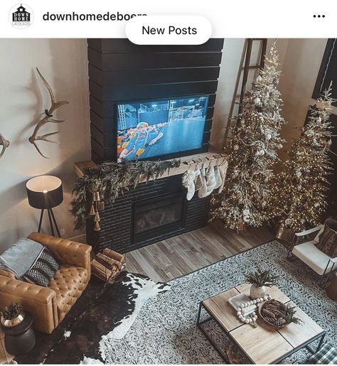 Western Living Room Decor, Chelsea Houska, Western Living Room, Room Vibes, Bioethanol Fireplace, Living Room Update, Modern Farmhouse Living Room, Western Homes, Instagram Christmas