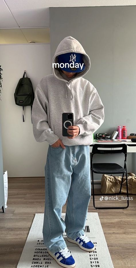 Instagram Post Ideas Guys, Oversized Fits Men, Cozy Fits Men, Outfits Hombre Juvenil Aesthetic, Outfits Aesthetic Hombre, Inspo Outfit Men, Outfit Campus, Campus Outfit, Minimalist Streetwear