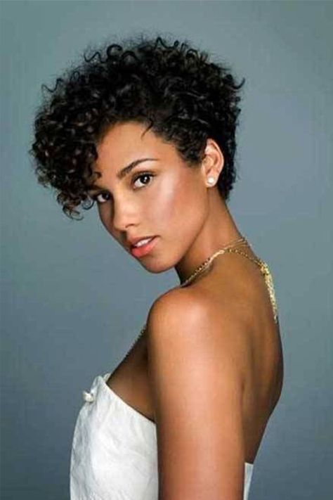 Indian Hair Wigs, Short Curly Hair Styles, Grey Hair Wig, Curly Cut, Cheap Human Hair Wigs, My Haircut, American Celebrities, Natural Hair Short, Hair Short Cuts