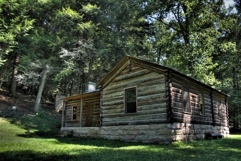 Things To Do — Visit Eastern Kentucky Eastern Kentucky, Harlan County, Southeast Region, Pine Mountain, Black Mountain, Train Depot, Forest Floor, Open Road, Nature Preserve