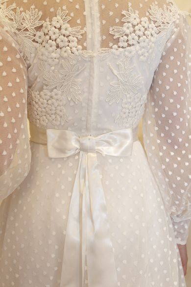 Vintage lace wedding dress Dotted Lace Wedding Dress, Swiss Dot Wedding Dress Vintage, Dotted Swiss Wedding Dress, Polka Dot Wedding Dress, Vintage Lace Wedding Dress, Old Fashioned Wedding, Vintage Inspired Wedding Gown, Interracial Wedding, Vintage Lace Weddings