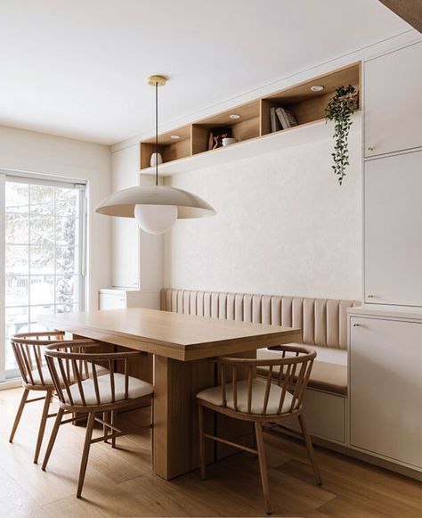 Banquette Under Window, Banquette Seating With Storage, Banquette Ideas, Dining Room Banquette, Kitchen Booths, Dining Room Nook, Banquette Dining, Dining Area Design, Dining Room Bench Seating