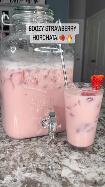 Strawberry Horchata, Strawberry Hennessy Drink Recipe, Strawberry Horchata Chai, Strawberry Hennessy Lemonade Drink Recipe, Strawberry Lemonade Hennessy Drink, Homemade Horchata, Strawberry Recipes, Different Recipes